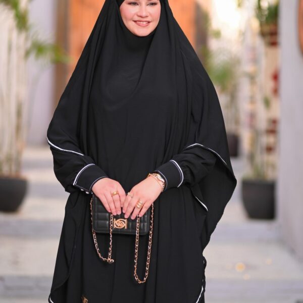 Alternative view of Kahila Royal Abaya Set – 3 Pieces with Free Niqab – Code: 1027.